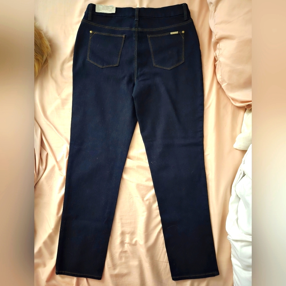 NWT Chico's women's jeans. Brand new and never worn